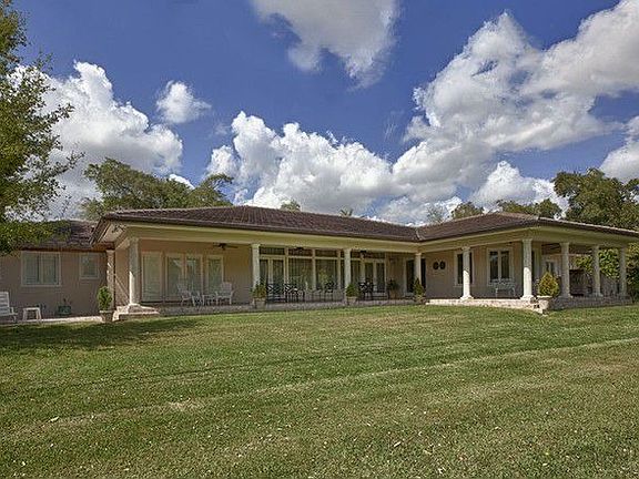 2nd image of 4005 San Amaro Dr