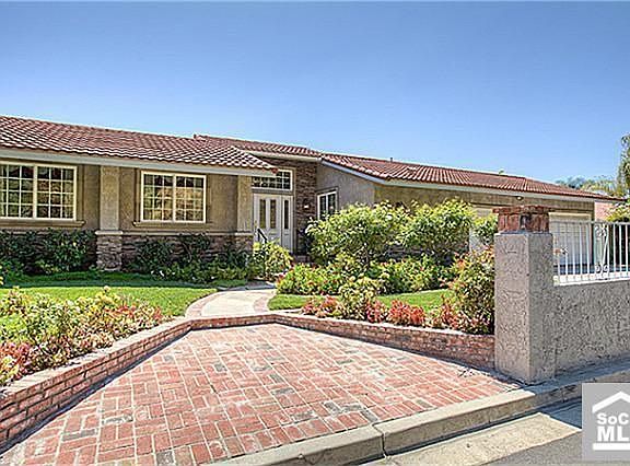 5th image of 10831 Skyline Dr