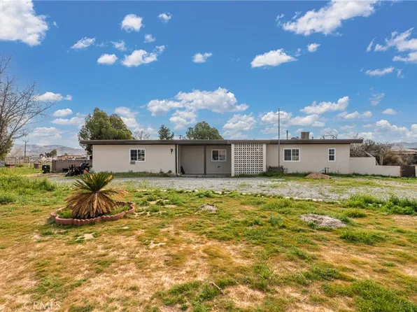 13755 Lakota Rd, Apple Valley, CA 92307