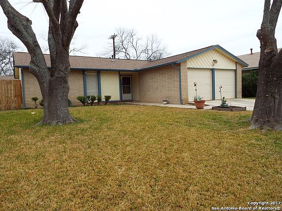 2nd image of 3339 Meadow Dr