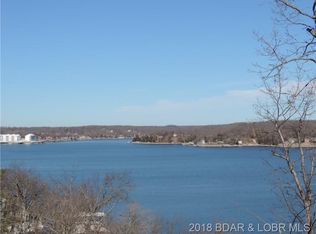 341 Grandview Dr, Lake Ozark, MO 65049