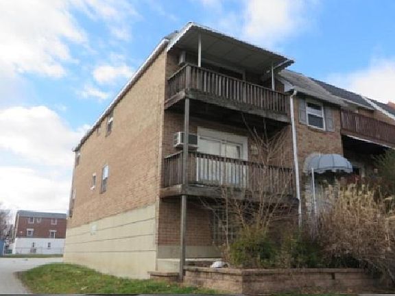 5th image of 118 W Oak Ln