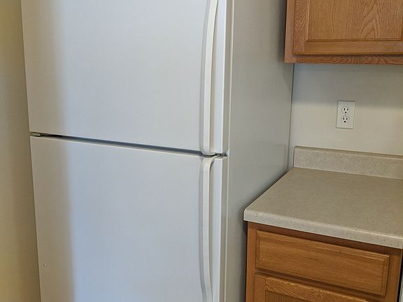 5th image of 1000 Duchess Dr Unit 7