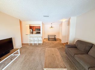 3705 SW 27th St APT 924, Gainesville, FL 32608