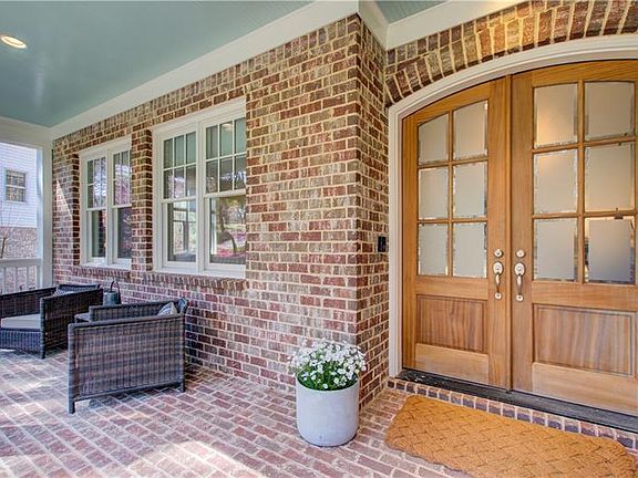 3rd image of 1501 Brawley Cir