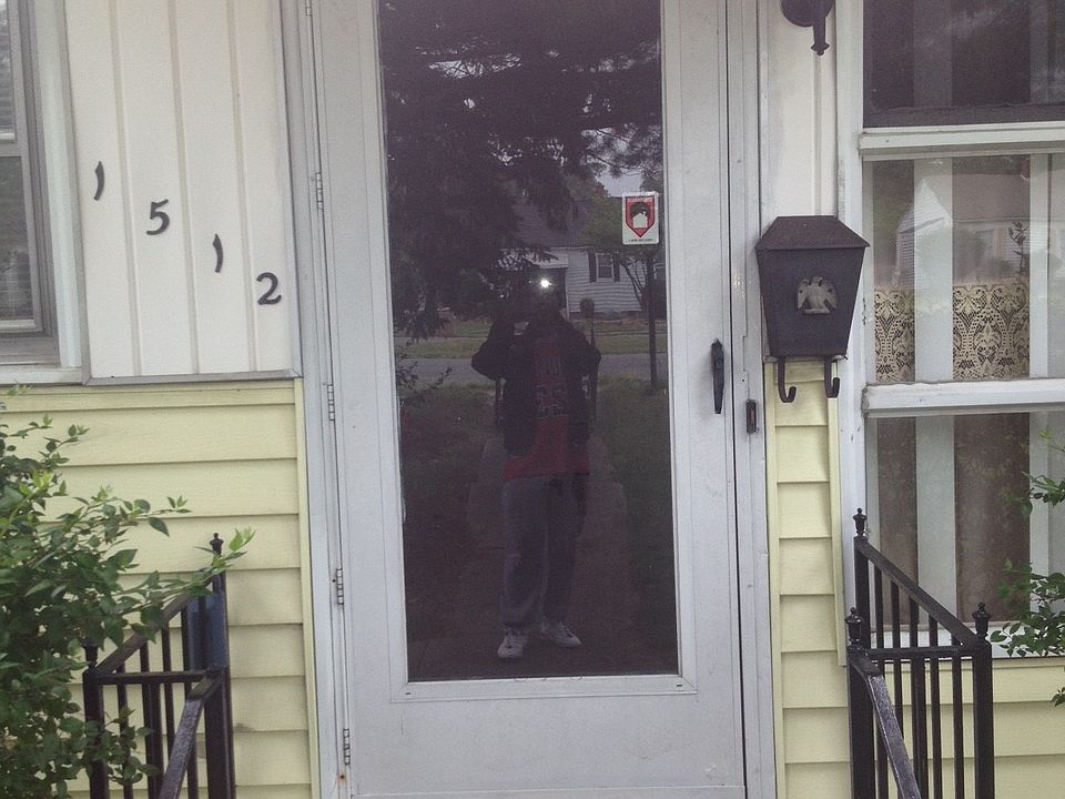 1st image of 1512 Summit Ave