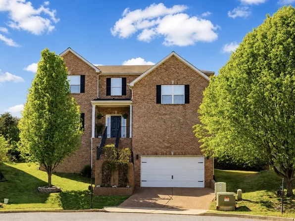 126 Judson Dr, Hendersonville, TN 37075