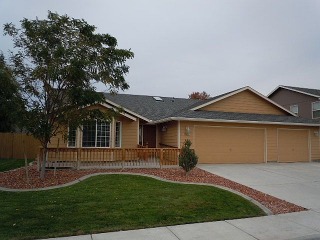 1st image of 8511 Desoto Dr