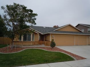 8511 Desoto Dr, Pasco, WA 99301