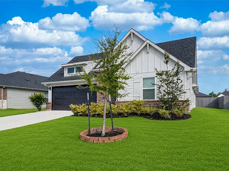 2732 Misty Elm Ln — Photo 3