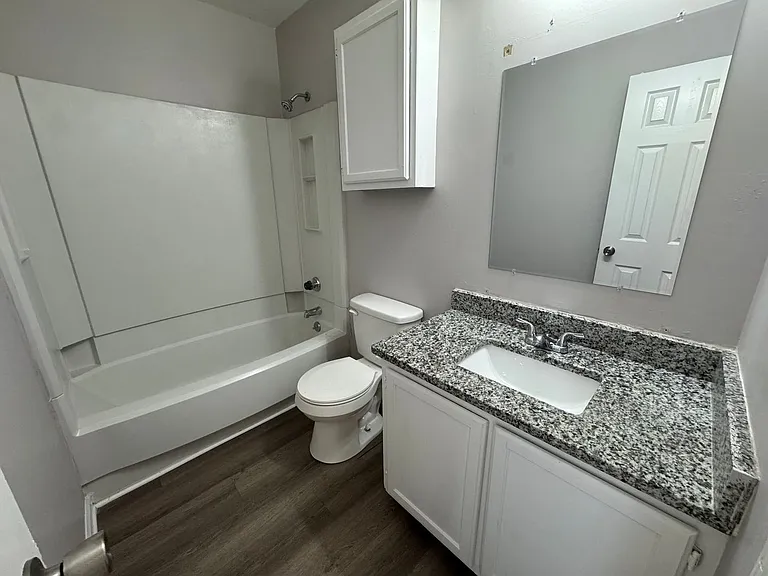 4700 Brockton Dr — Photo 13