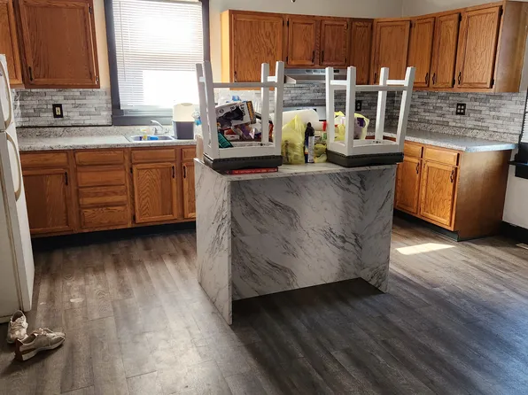 (undisclosed Address), Rock Island, IL 61201