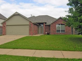 11705 S Gum Ave, Jenks, OK 74037