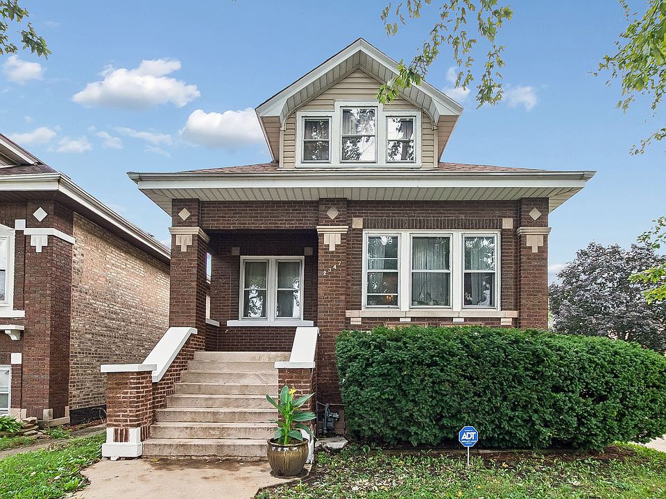 1st image of 2347 Harvey Ave