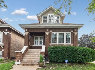 2347 Harvey Ave, Berwyn, IL 60402