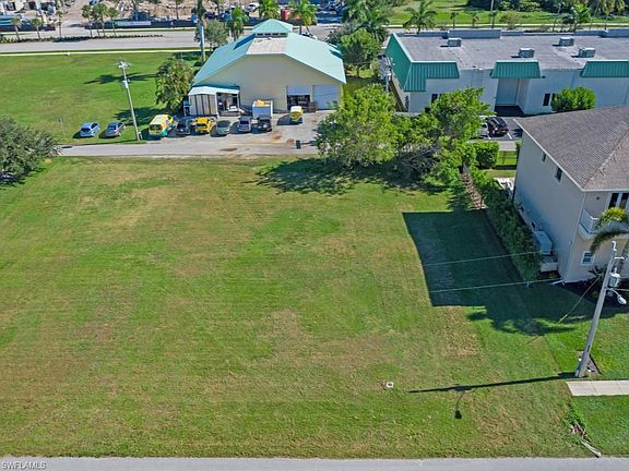 5th image of 171 S Bahama Ave Lot 15