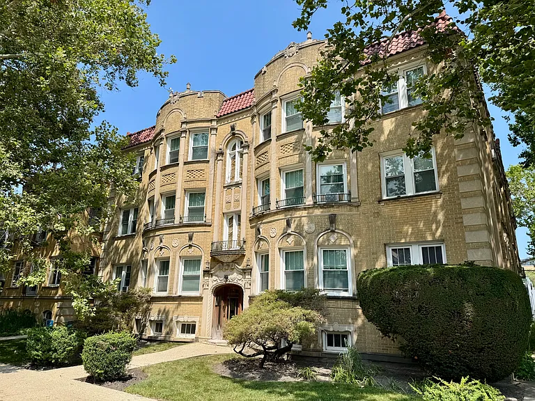 3218 W Catalpa Ave #2 — Photo 21