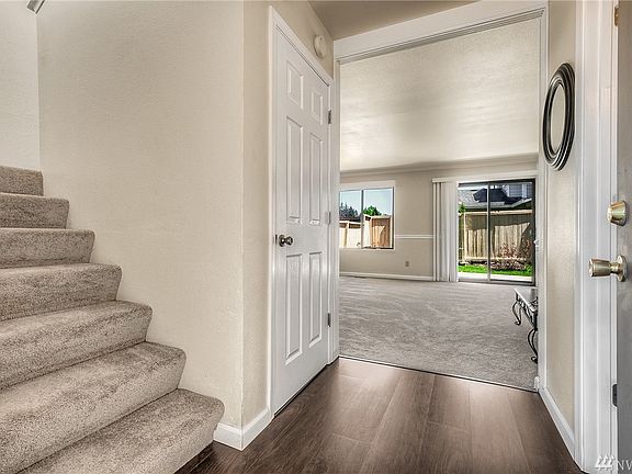 Welcome! Light and airy living space greats you on your arrival to this home. 
