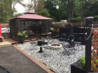 100 French St, Stoughton, MA 02072