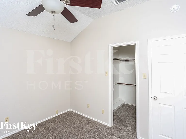 928 Micarta Dr — Photo 12
