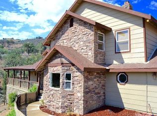 30400 Fox Ridge Ct, Tehachapi, CA 93561