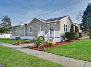 28 Landvale Rd, Spotswood, NJ 08884