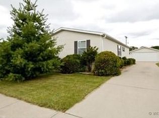 939 Daleann Ave, Dekalb, IL 60115