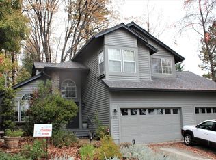 596 Morgan Ranch Dr, Grass Valley, CA 95945