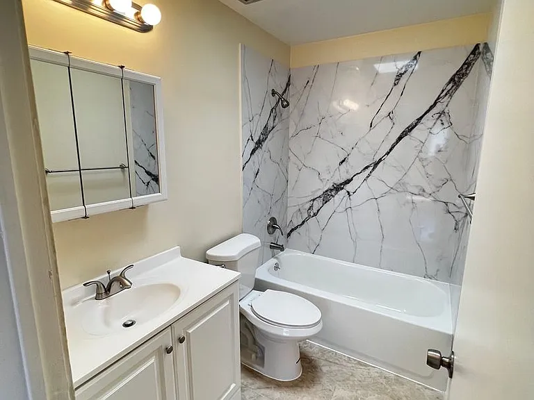 2157 Carlmont Dr — Photo 10