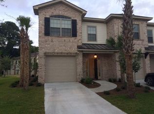 905 Reserve Ln, Saint Simons Island, GA 31522