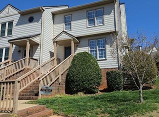 206 Windbyrne Dr, Cary, NC 27513