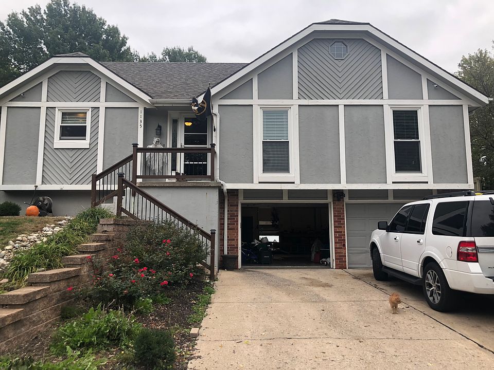 WELCOME HOME!