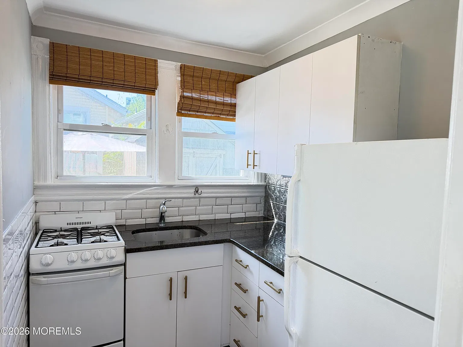 2 bed, 2121 sqft, $2,550 — Photo 3