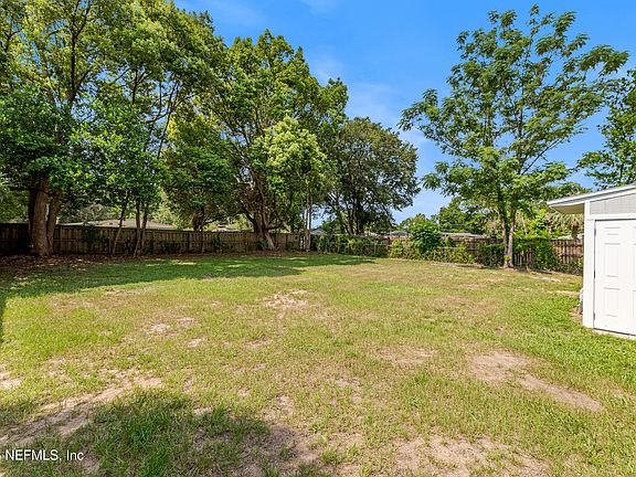 3rd image of 9754 BUNCOME Road