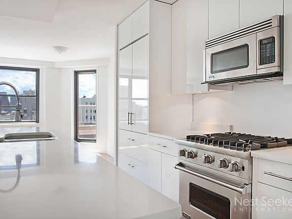 5th image of 7 E 14th St APT 19-S