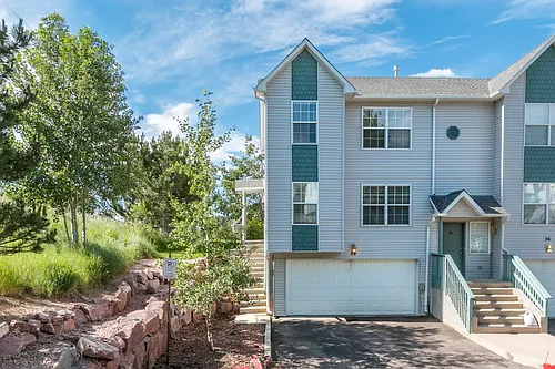 56 Vale Cir Photo 1