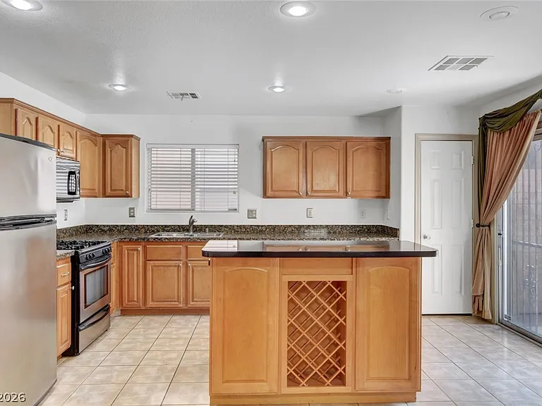 11030 Vasari Ct — Photo 17
