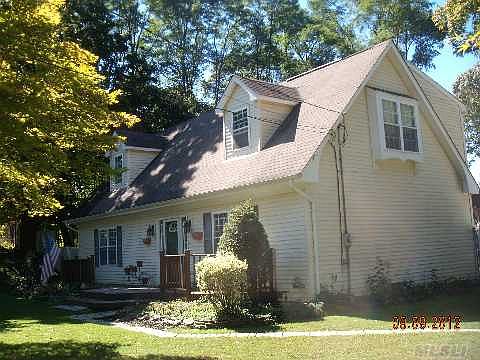4th image of 44 Groveland Park Blvd