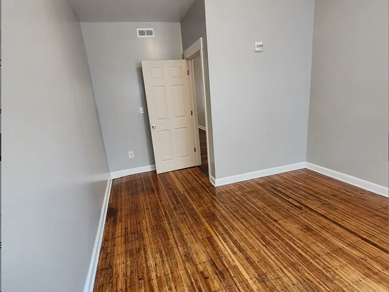 3640 N Meridian St — Photo 11