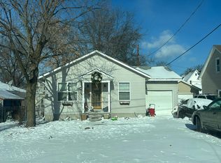 1315 Russell Ct, Port Huron, MI 48060