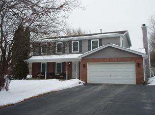 29W255 Hartman Dr, Naperville, IL 60564