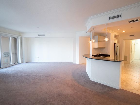 4th image of 3245 Atlantic Ave APT 201