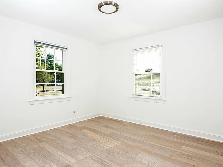 2501 Arlington Blvd #101 — Photo 8