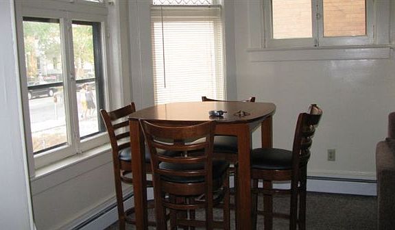 910 state #2 Dinning room