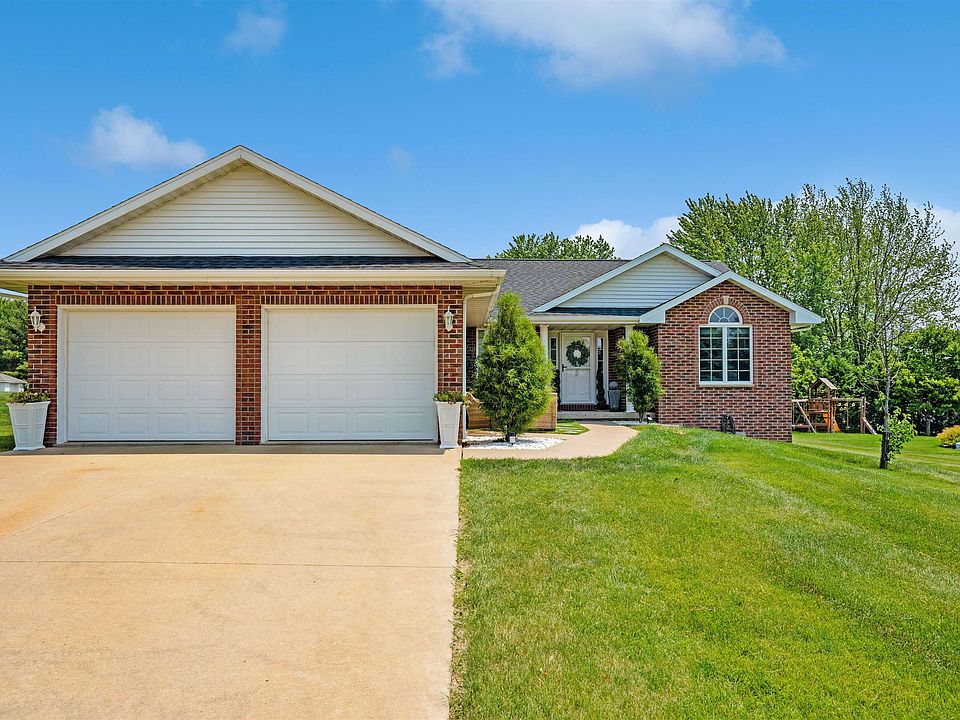 1st image of 660 Missy Dr