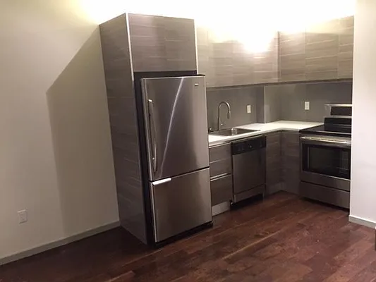 Rented by Loom Group | media 5