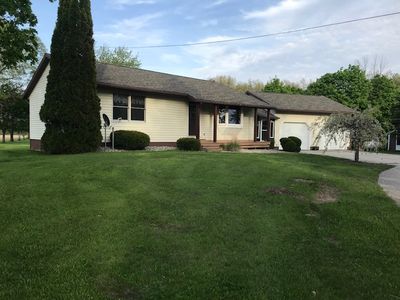 519 Oak Hill Dr, Sebewaing, MI, 48759