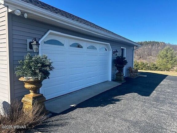5th image of 341 Highland Dr