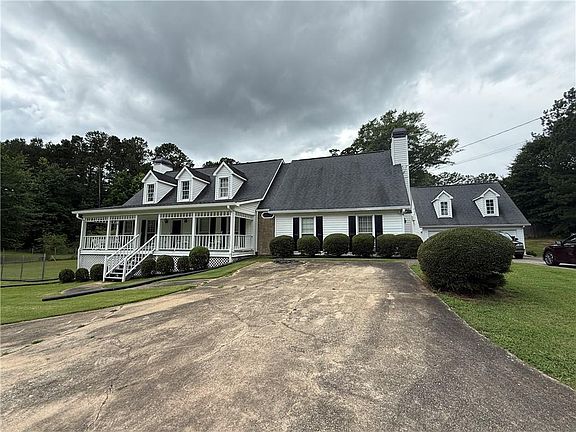 2nd image of 3335 Macedonia Rd