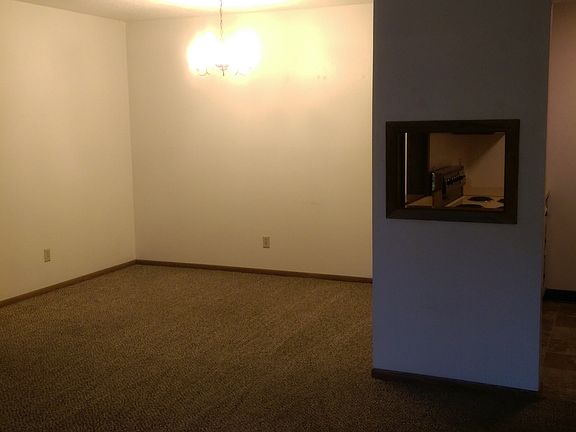 2nd image of 2526 17th Ave S APT 12
